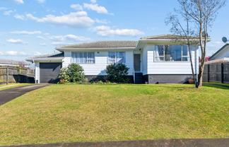 6 Chibnall Place, Conifer Grove