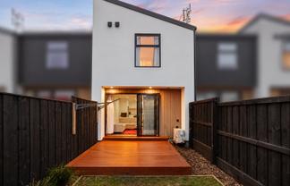 5/427 Worcester Street, Linwood