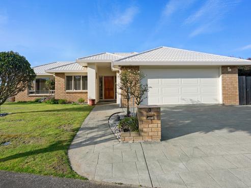 1 San Priamo Place, Paraparaumu Beach