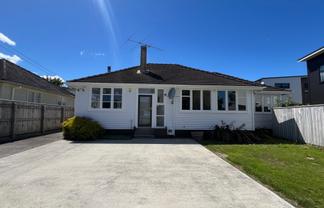340 Oxford Terrace, Avalon