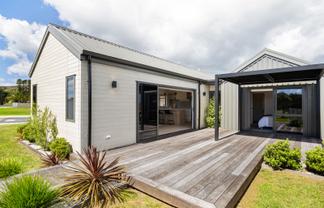 2 Motutere Drive, Matarangi