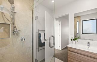 2, 3 & 4/41 Saxon Street, Linwood