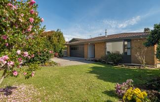 249 Levers Road, Matua