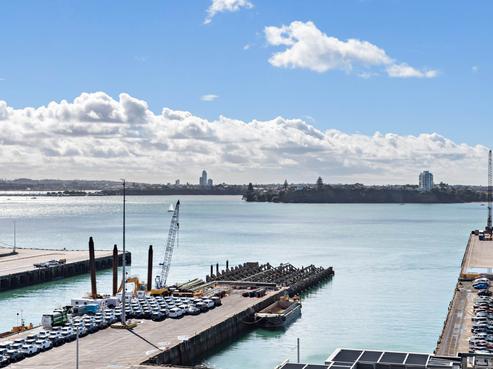 1106/2 Beach Road, Auckland Central
