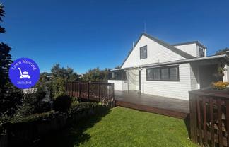 2/597 East Coast Road, Browns Bay