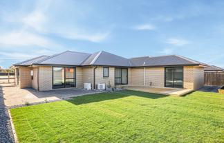 15 Vitalia Crescent, Lincoln
