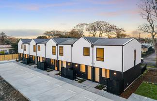 6/12 Wairau Avenue, Avondale