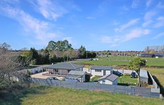 227 Racecourse Road, Allenton