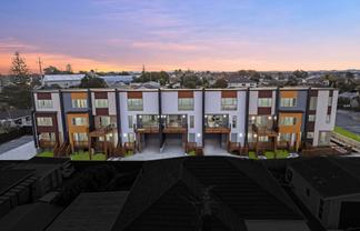 8/8 Reeves Avenue, Papatoetoe