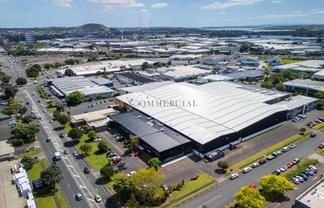 10,567sqm High-Stud DC with Drive-Through