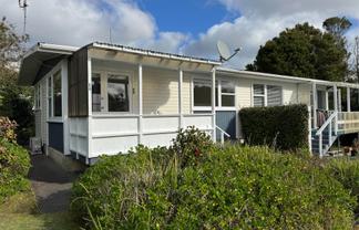 7/24 Bardia Street, Belmont