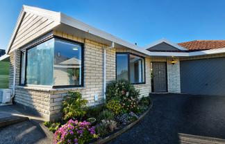 4/476 Devon Street East, Strandon
