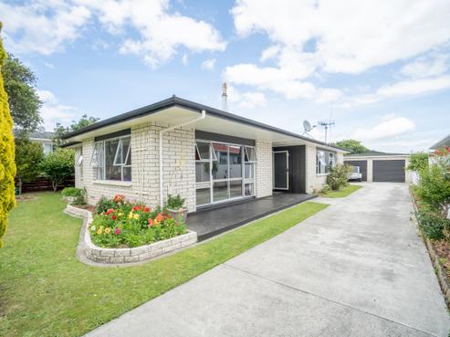 9 Terry Crescent, Milson