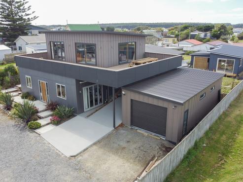 27 Hall Place, Foxton Beach
