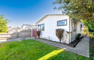 2/102 Elliot Street, Howick