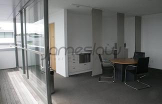 77sqm Office -  ON TOP OF THE WORLD