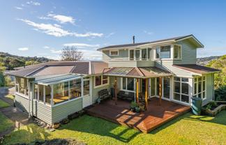 67 Chamberlain Road, Karori