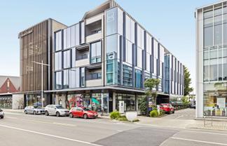 Ground floor premises with existing fit out