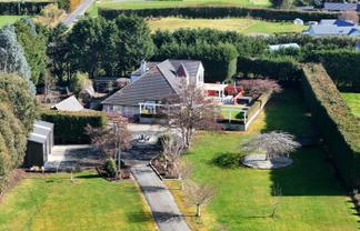 135 Otatara Road, Otatara