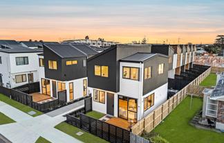 1-8/71 Cardiff Road, Pakuranga Heights