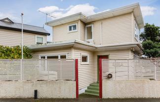 82 Muritai Road, Eastbourne