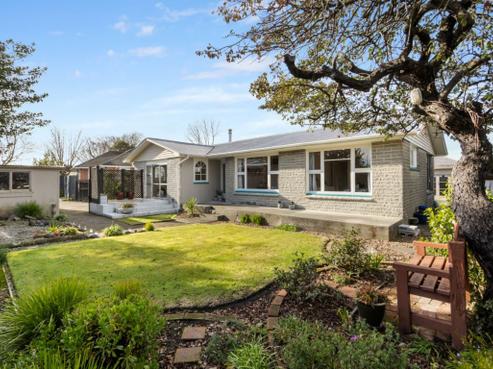 11 Yeovil Place, Saint Albans