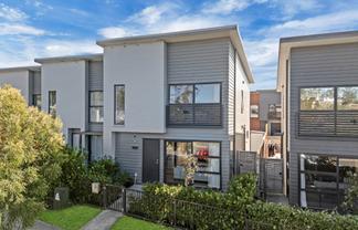 71 Mettam Drive, Swanson