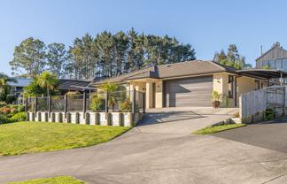 274 Ballintoy Park Drive, Tauranga Central