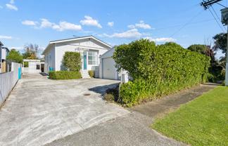 16 Locarno Avenue, Sandringham