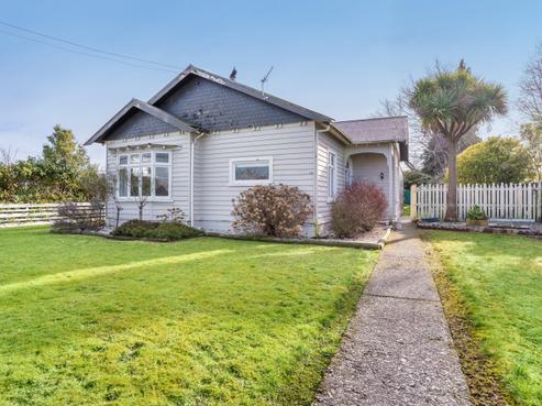 24 Queen Street, Winton