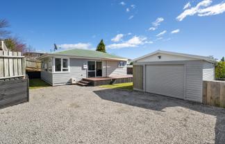 2/118 Gillies Avenue, Taupo