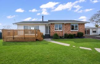84 Skipton Street, Mangere East