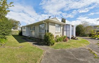 6 Stirling Place, Huntly