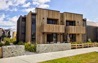 23/2 McKinlay Lane, Jacks Point
