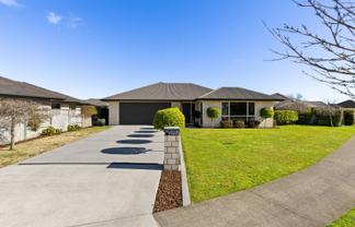 43 Plescher Crescent, Cambridge