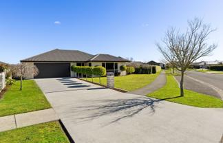 43 Plescher Crescent, Cambridge