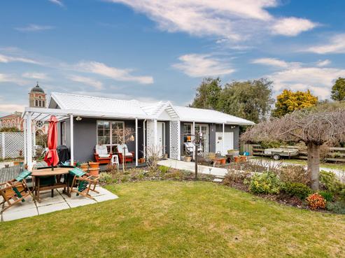 17 Churchill Place, Waimate