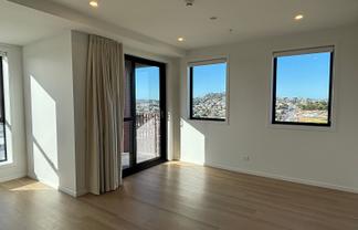 906/2B Te Ara Taurapa, Point Chevalier