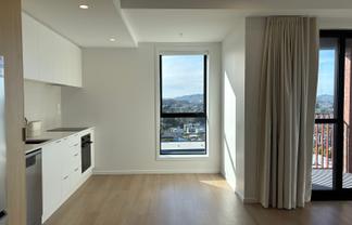 906/2B Te Ara Taurapa, Point Chevalier