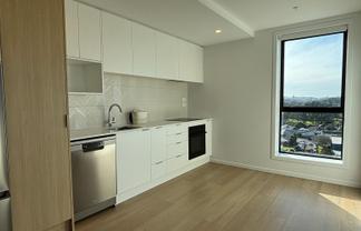 906/2B Te Ara Taurapa, Point Chevalier