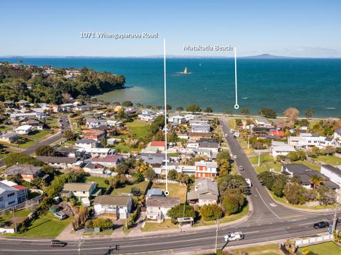 1071 Whangaparaoa Road, Tindalls Beach