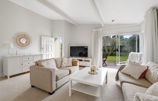 9 Woodstock Road, Forrest Hill