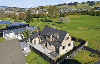 65 Reservoir Road, Sawyers Bay