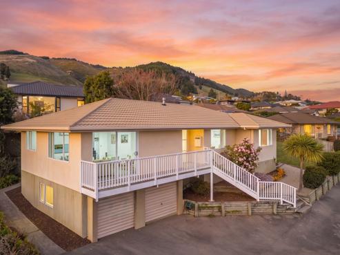 27 Idesia Grove, Richmond