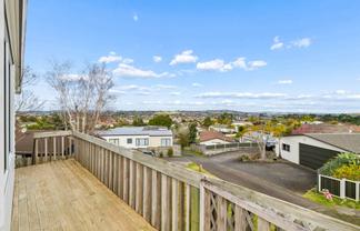 2/48 Sandgate Avenue, Botany Downs