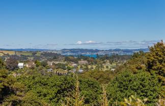 29 Beresford Avenue, Surfdale