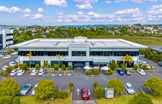 Versatile Standalone Building With 100+ Carparks