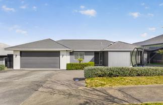 19 Mayfly Grove, Nukuhau