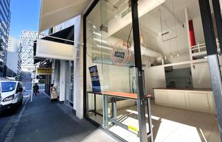 TURNKEY TAKEAWAY / LUNCH BAR 
