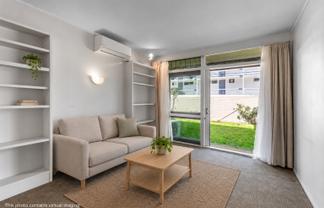 1/9A Esplanade Road (One Weeks Free Rent!), Mount Eden
